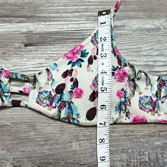 Macadamia• medium• bikini top• NEW w/o tags• great pattern & colors! - Picture 8 of 9